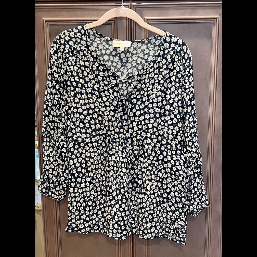 Cynthia Rowley 3/4 Sleeve Navy Blue Floral Blouse Medium
